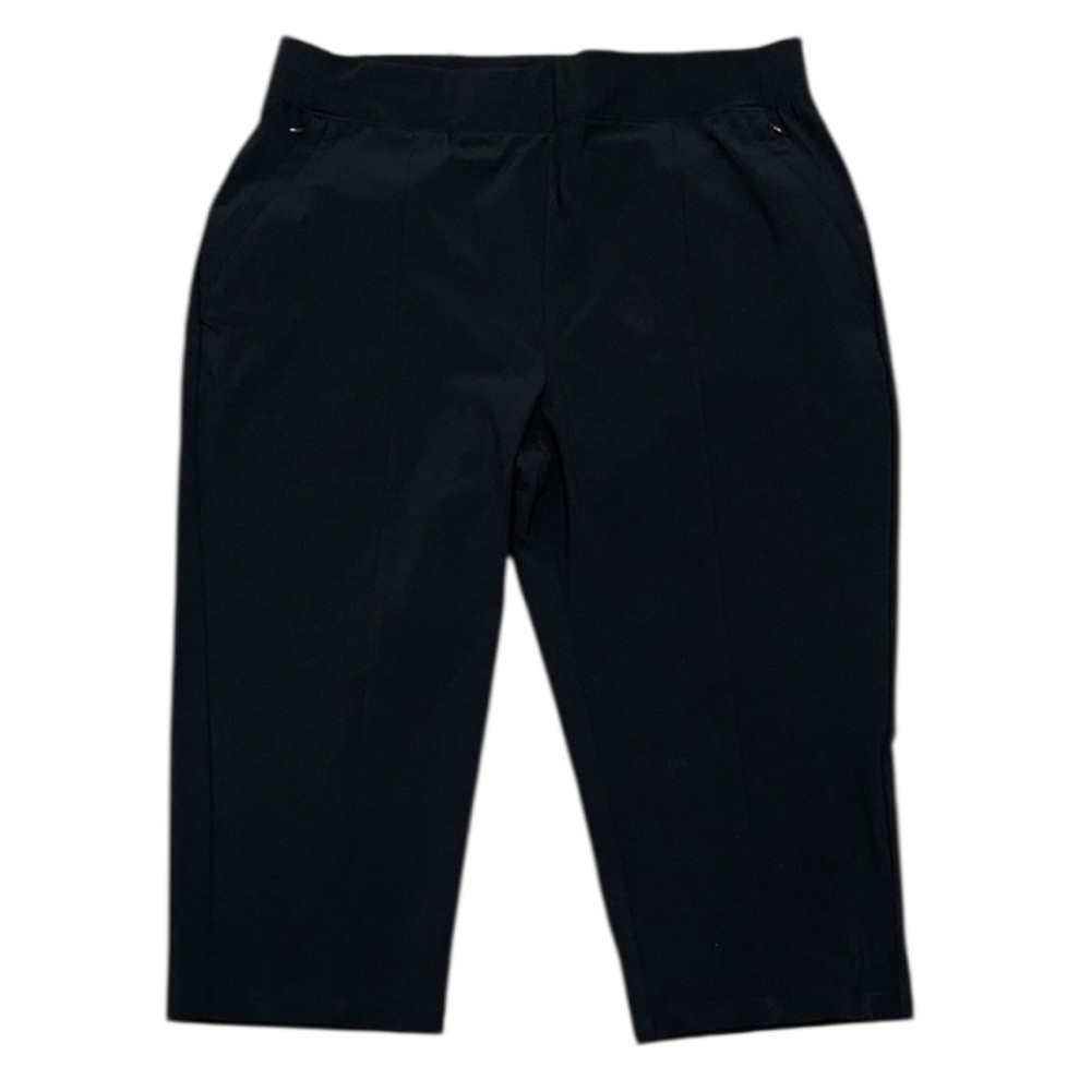 Columbia Women’s Black Capri Size: L